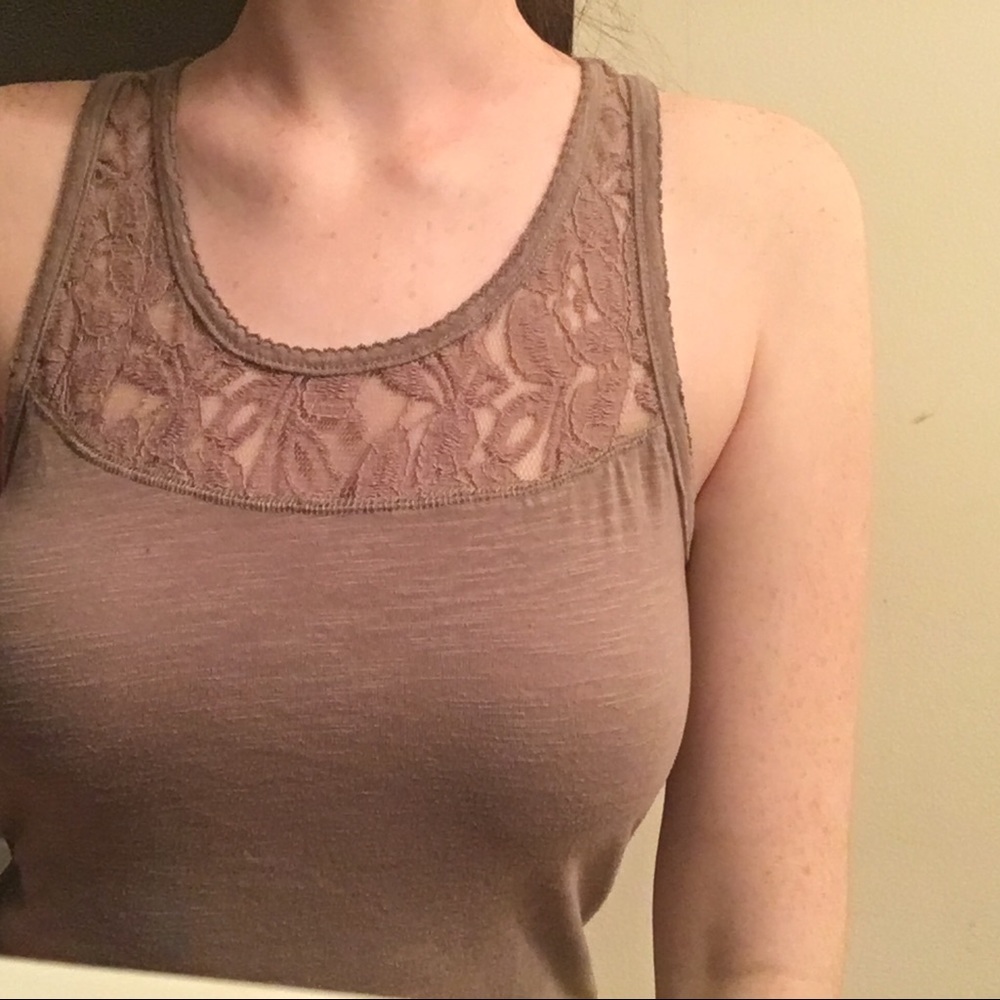 Lacey T-shirt